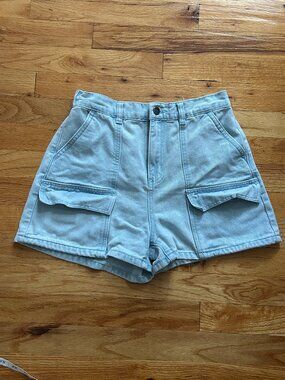 Penshoppe Light Wash Denim Cargo Shorts Women's Small Coastal Cowgirl Y2K GUC